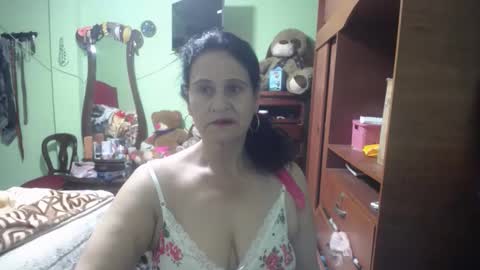 Snapshot of jazmin_rios chatting on October 12, 11:31 am jazmim online show from October 12, 11:31 am