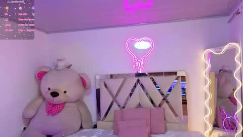 Jazmin  online show from November 11, 11:32 am