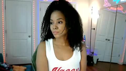Jazmine Fox online show from May 28, 5:10 pm