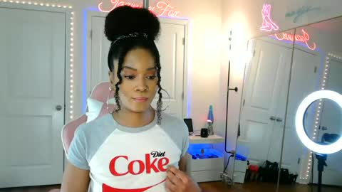 Jazmine Fox online show from August 4, 6:43 pm