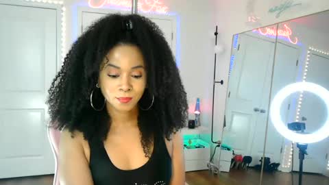Jazmine Fox online show from August 5, 5:38 pm