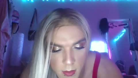 Snapshot of jazzydiamonds417 chatting on October 31, 9:32 am jazzydiamonds417 online show from October 31, 9:32 am