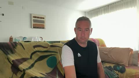 Snapshot of jblasco chatting on June 27, 9:03 am jblasco online show from June 27, 9:03 am