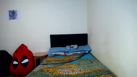 Snapshot of jboy_s chatting on October 6, 4:10 am jboy_s online show from October 6, 4:10 am