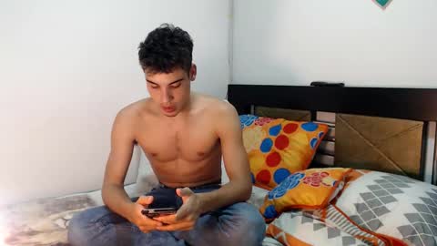 Snapshot of jbunny03 chatting on November 14, 12:42 am Lin online show from November 14, 12:42 am