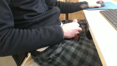 jc200000 online show from February 12, 6:25 pm