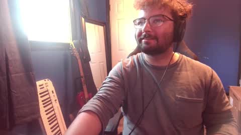 Snapshot of jcmdspoof chatting on December 6, 3:44 pm jcmdspoof online show from December 6, 3:44 pm