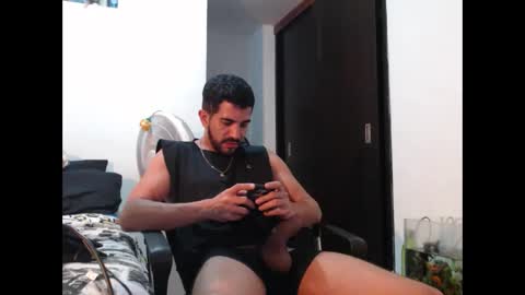 JColbi online show from April 18, 6:17 am