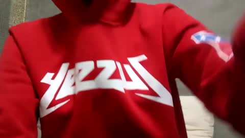 Snapshot of jd_studmuffin chatting on December 11, 9:01 pm Angel online show from December 11, 9:01 pm