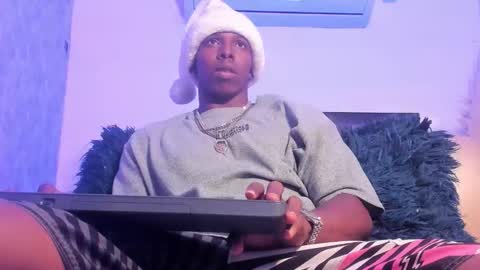 Snapshot of jd_thebaby chatting on December 20, 2:13 pm jd thebaby online show from December 20, 2:13 pm