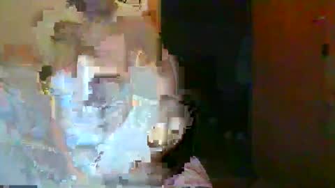 Snapshot of je_melody chatting on October 16, 5:03 pm EJ Melody online show from October 16, 5:03 pm