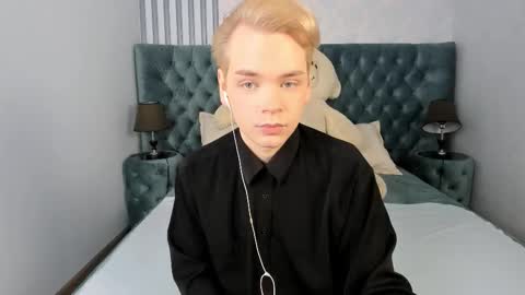 je_salvatore online show from February 4, 7:36 am