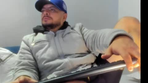 jean_alex_x online show from June 5, 6:20 am