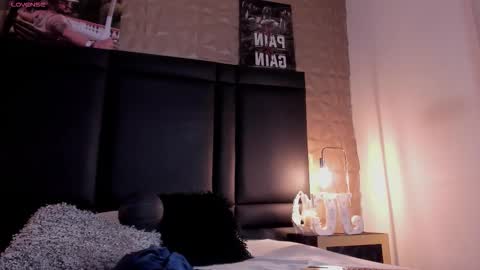 Snapshot of jean_coleman chatting on October 29, 4:15 am Jean Coleman online show from October 29, 4:15 am