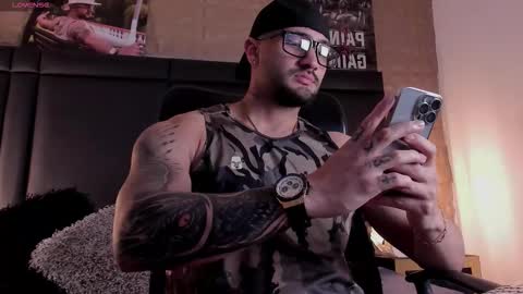 Snapshot of jean_coleman chatting on November 4, 3:38 am Jean Coleman online show from November 4, 3:38 am