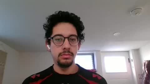 Snapshot of jean_hard_ chatting on March 7, 12:45 pm jean_hard_ online show from March 7, 12:45 pm