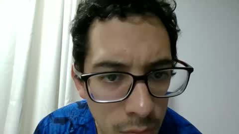 Snapshot of jean_hard_ chatting on December 16, 5:56 am jean_hard_ online show from December 16, 5:56 am