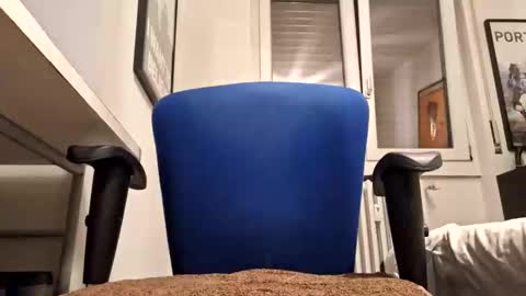 Jean Kowalski online show from June 10, 8:52 pm