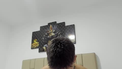 Snapshot of jean_lopez chatting on September 21, 6:37 am Jean axelcrow Modelo Independiente online show from September 21, 6:37 am