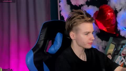 Snapshot of jean_wilsons chatting on February 14, 11:18 am jean_wilsons online show from February 14, 11:18 am