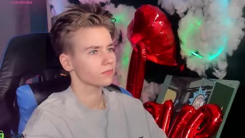 Snapshot of jean_wilsons chatting on February 15, 11:19 am jean_wilsons online show from February 15, 11:19 am