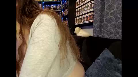 jeannie_69_andahalf online show from April 8, 12:32 am