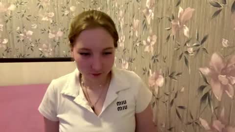 Snapshot of jeanniescharff chatting on May 20, 5:08 pm jeanniescharff online show from May 20, 5:08 pm