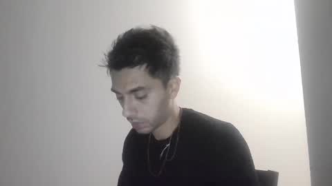 Snapshot of jeanpierbello7 chatting on December 4, 1:25 am jean pier bello Silva online show from December 4, 1:25 am