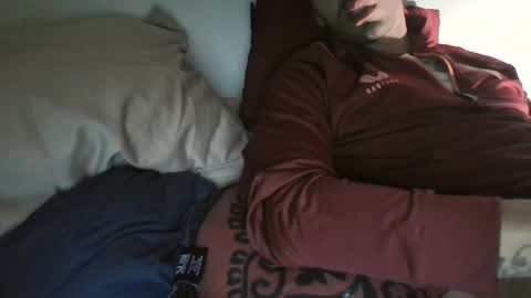 Snapshot of jeanpierbello7 chatting on December 5, 12:30 am jean pier bello Silva online show from December 5, 12:30 am