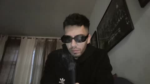 Snapshot of jeanpierbello7 chatting on December 9, 9:05 pm jean pier bello Silva online show from December 9, 9:05 pm