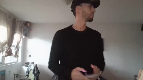 Snapshot of jeanpierbello7 chatting on December 30, 8:15 pm jean pier bello Silva online show from December 30, 8:15 pm