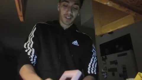 Snapshot of jeanpierbello7 chatting on January 15, 3:33 am jean pier bello Silva online show from January 15, 3:33 am