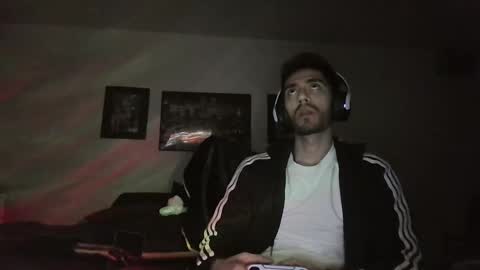 Snapshot of jeanpierbello7 chatting on February 3, 3:31 am jean pier bello Silva online show from February 3, 3:31 am