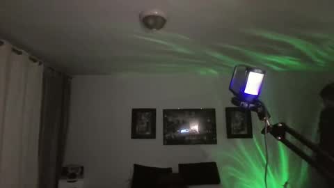 Snapshot of jeanpierbello7 chatting on February 10, 11:23 pm jean pier bello Silva online show from February 10, 11:23 pm