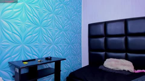 jeanram018 online show from February 24, 4:15 pm