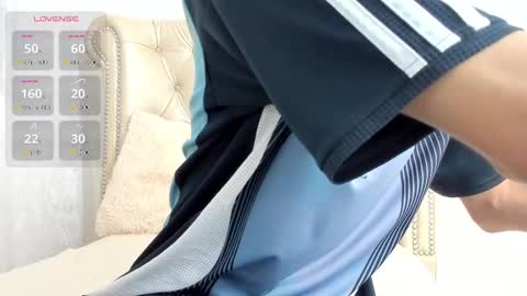 jeanram018 online show from March 8, 12:09 pm