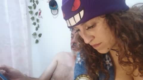 Snapshot of jeans_and_emma chatting on February 24, 6:16 am jeans_and_emma online show from February 24, 6:16 am