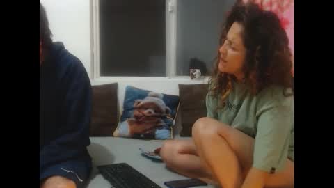 Snapshot of jeans_and_emma chatting on September 16, 12:11 am jeans_and_emma online show from September 16, 12:11 am