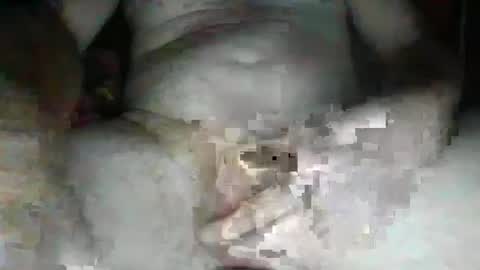 Snapshot of jearnold811938547 chatting on October 10, 7:51 am jearnold811938547 online show from October 10, 7:51 am