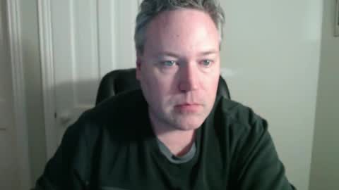 Snapshot of jeb5150 chatting on December 19, 8:02 am JE online show from December 19, 8:02 am