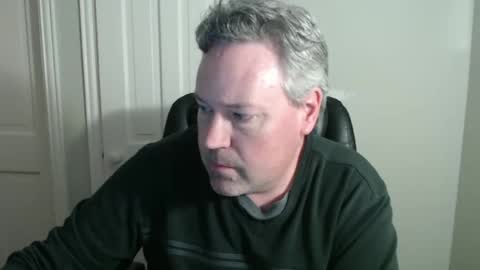 Snapshot of jeb5150 chatting on January 12, 2:35 am JE online show from January 12, 2:35 am