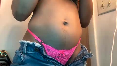 Snapshot of jeddahdolly chatting on January 31, 4:58 am jeddahdolly online show from January 31, 4:58 am