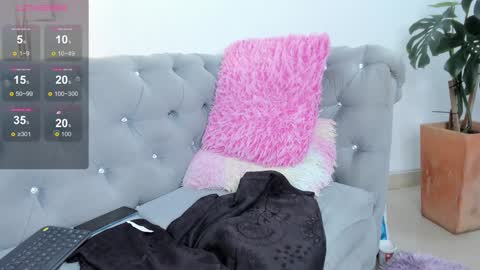 Jeen Taylor online show from February 5, 11:06 pm