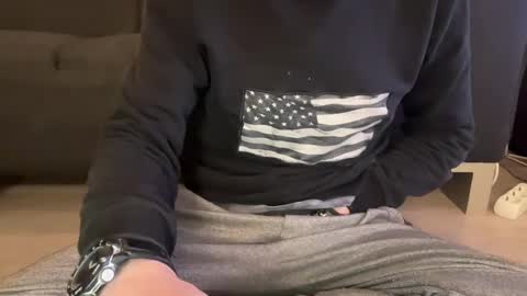 Snapshot of jeezaz chatting on January 22, 2:37 am jeezaz online show from January 22, 2:37 am