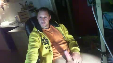 Snapshot of jef74700 chatting on December 13, 4:22 am Jrme online show from December 13, 4:22 am