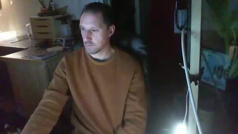 Snapshot of jef74700 chatting on December 17, 4:56 am Jrme online show from December 17, 4:56 am