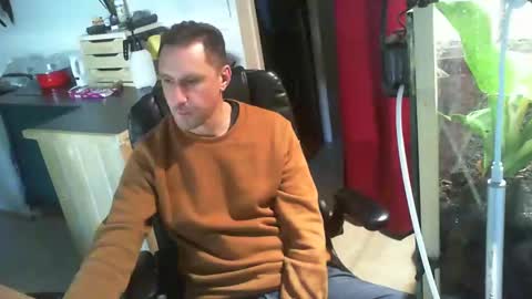 Snapshot of jef74700 chatting on January 1, 9:49 am Jrme online show from January 1, 9:49 am