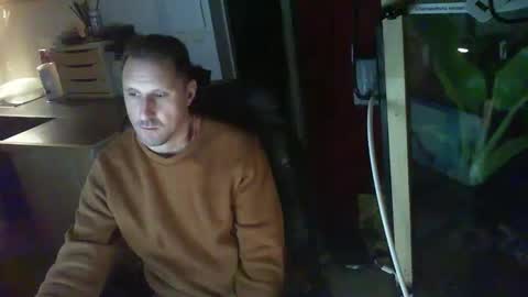 Snapshot of jef74700 chatting on January 3, 4:27 pm Jrme online show from January 3, 4:27 pm