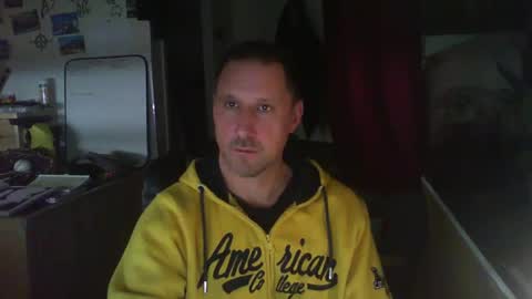 Snapshot of jef74700 chatting on February 16, 4:53 am Jrme online show from February 16, 4:53 am