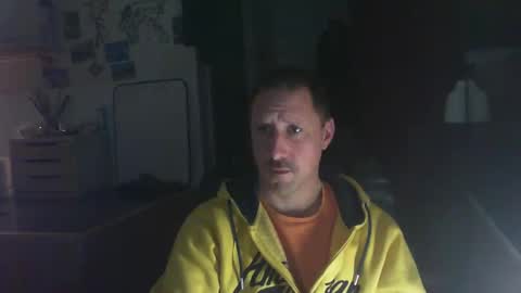 Snapshot of jef74700 chatting on February 26, 4:36 am Jrme online show from February 26, 4:36 am